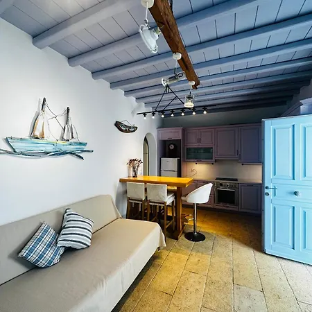 Traditional Mansion In Mykonos Holiday home