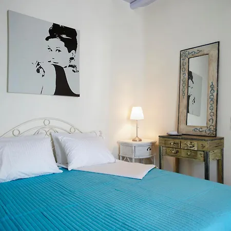 Traditional Mansion In Mykonos Holiday home